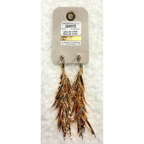 (NWT) ANTHROPOLOGIE • Gold Fringey Leaf Cluster Drop Earrings - Picture 5 of 7